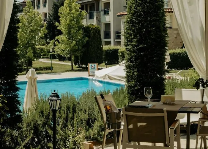 Line Апартаменты *